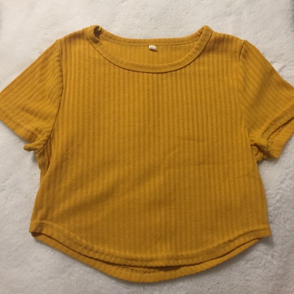 SHEIN Cropped Rib T Shirt NWOT - Picture 1 of 2
